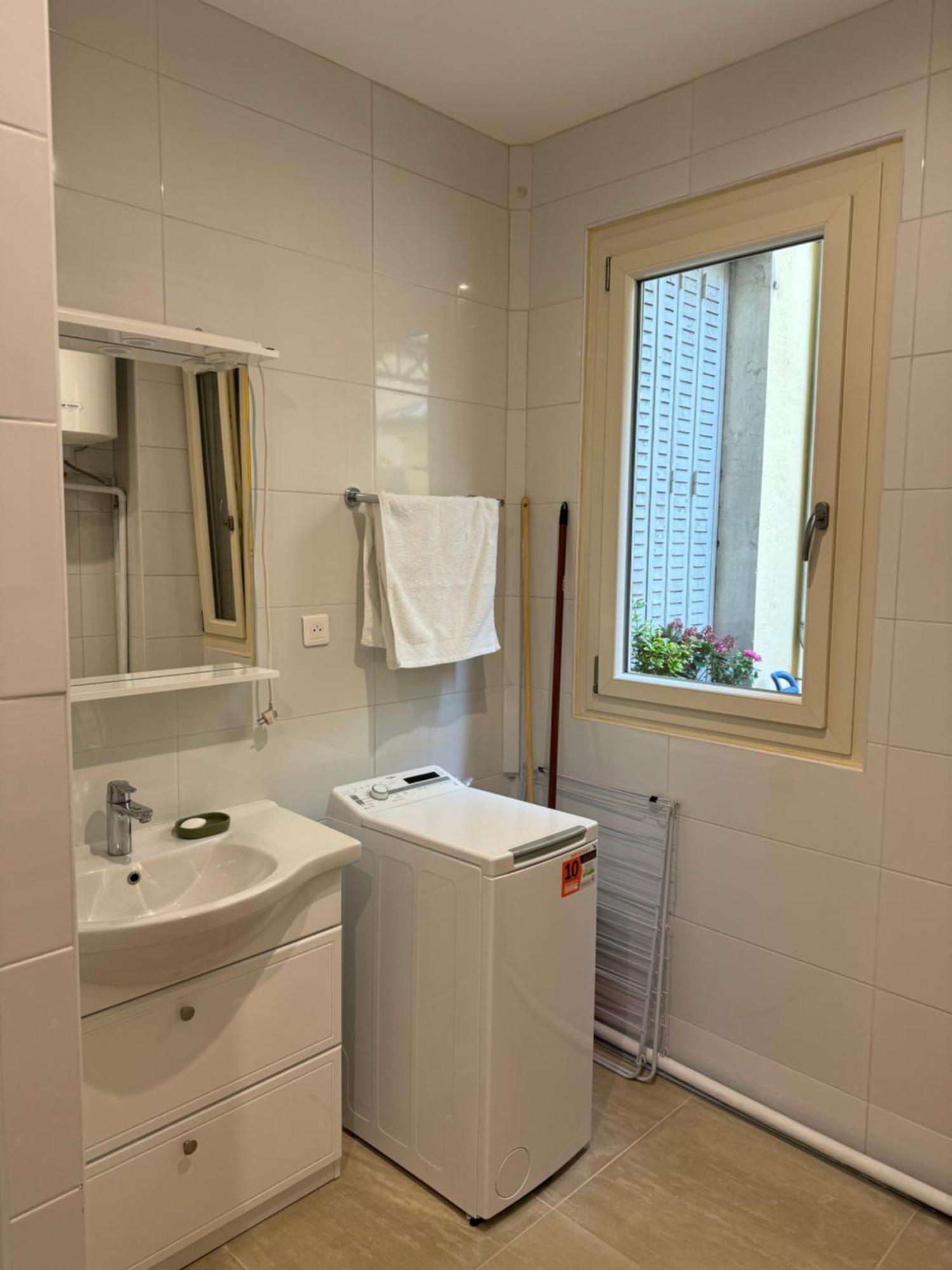 Appartement Meuble Tout Confort Chalon-sur-Saône Zewnętrze zdjęcie